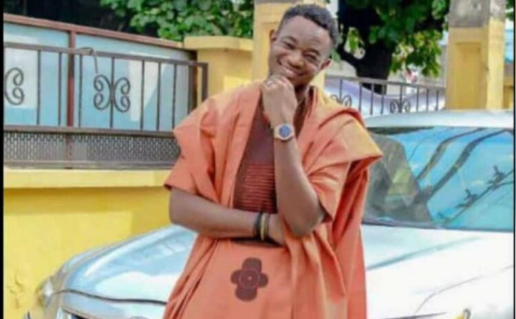 photoCollageMaker_20220515_1154384483-750x463