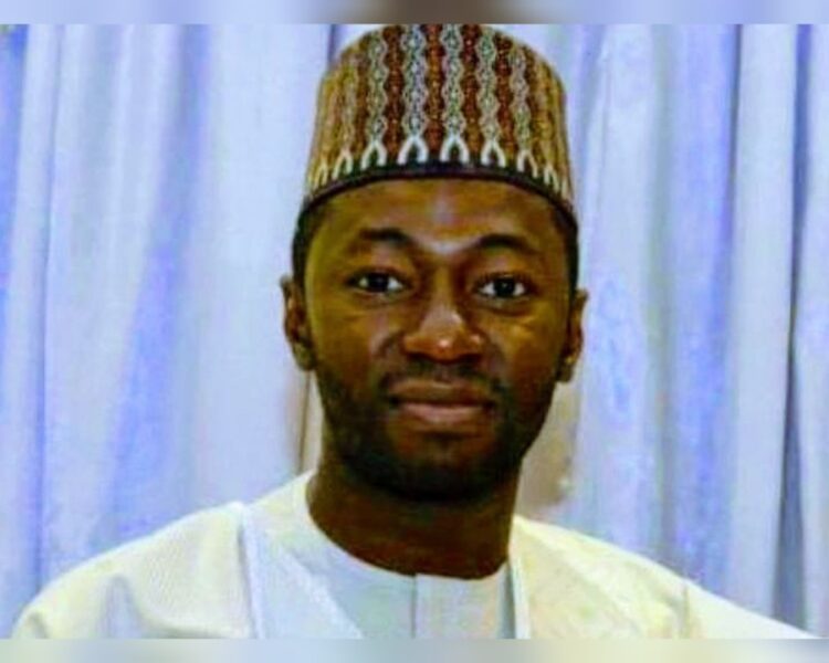 photoCollageMaker_20220524_130135255-750x600