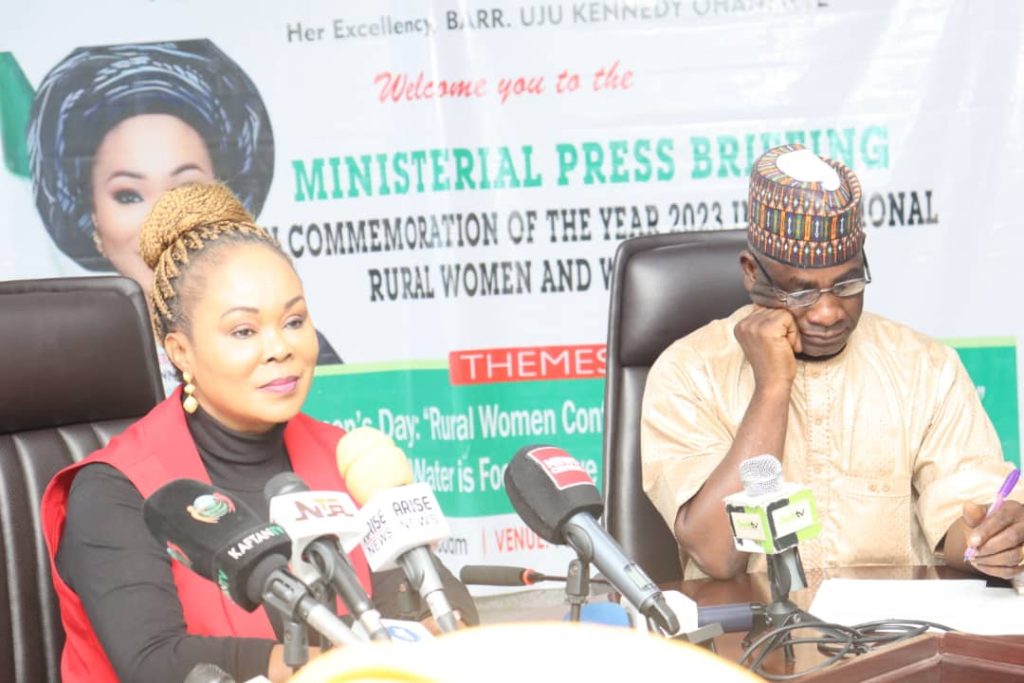 C67499F9-AB0F-4106-89C9-F20657CC0CCB