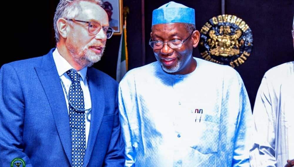 1701437649730-1000x570