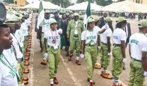 Governor-Babajide-Sanwo-Olu-being-welcomed-by-the-Batch-B-stream-1-of-2024-Corps-members-during-their-Passing-out-Parade - 2024-07-16T151230.940
