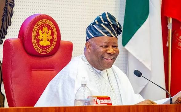 akpabio (2)